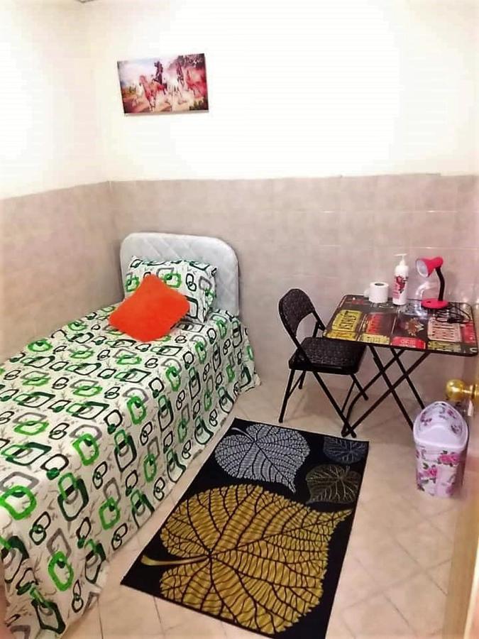 Bright Sunshine Holiday Home Shared Apartments Dubai Bagian luar foto